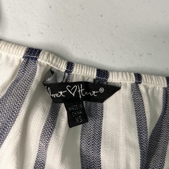 Boutique Velvet Heart Blue/White striped top with 3/4 length sleeves - Picture 4 of 6